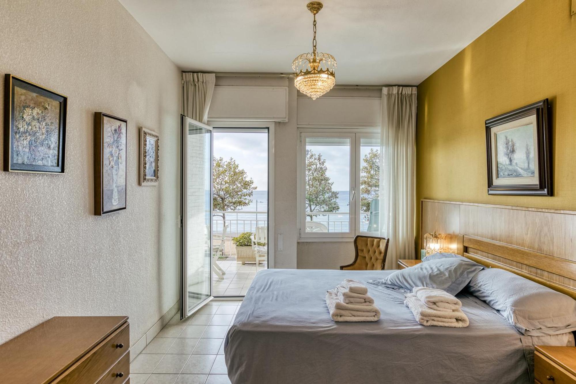 Apartmán Carrer Del Mar Palamós Exteriér fotografie